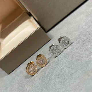 Bvlgari B.zero1 गोल पवे़ स्टड ईयरिंग्स