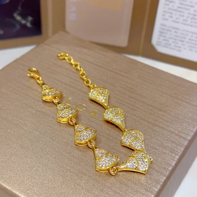 Bvlgari Divas’ Dream Bracelet doré Pavé Cristal Motif d'éventail 3