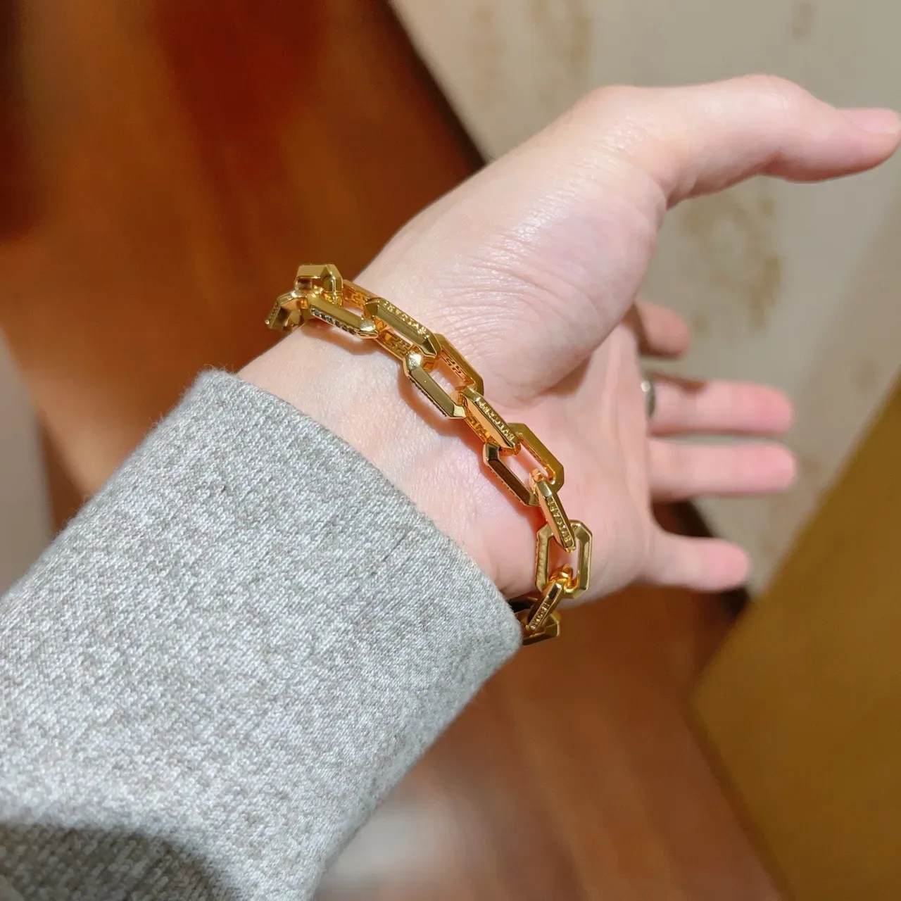 Bvlgari Gold-Tone Geometric Link Pavé Bracelet 7