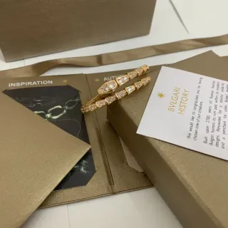 Bvlgari स्वर्ण श्वेत आर्टिकुलेटेड ज्योमेट्रिक लिंक्स पावे-Set स्टोन ब्रेसलेट