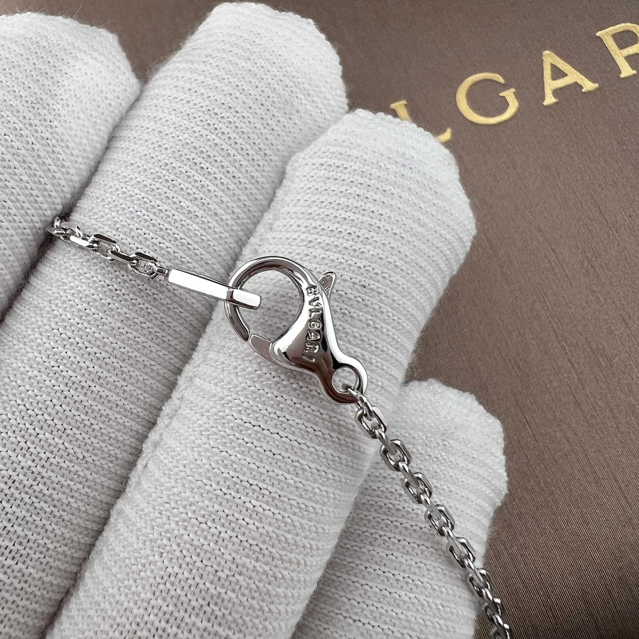 Bvlgari Serpenti Tête de Serpent Pendentif Pavé Cristal Colliers 8