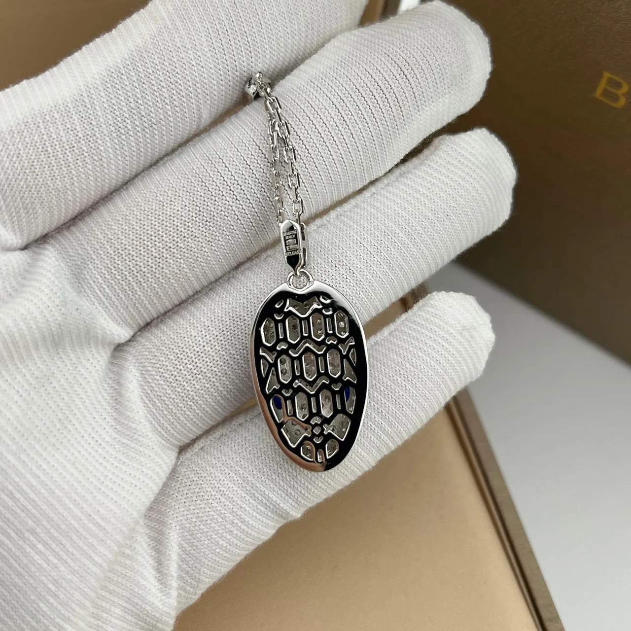 Bvlgari Serpenti Tête de Serpent Pendentif Pavé Cristal Colliers 3