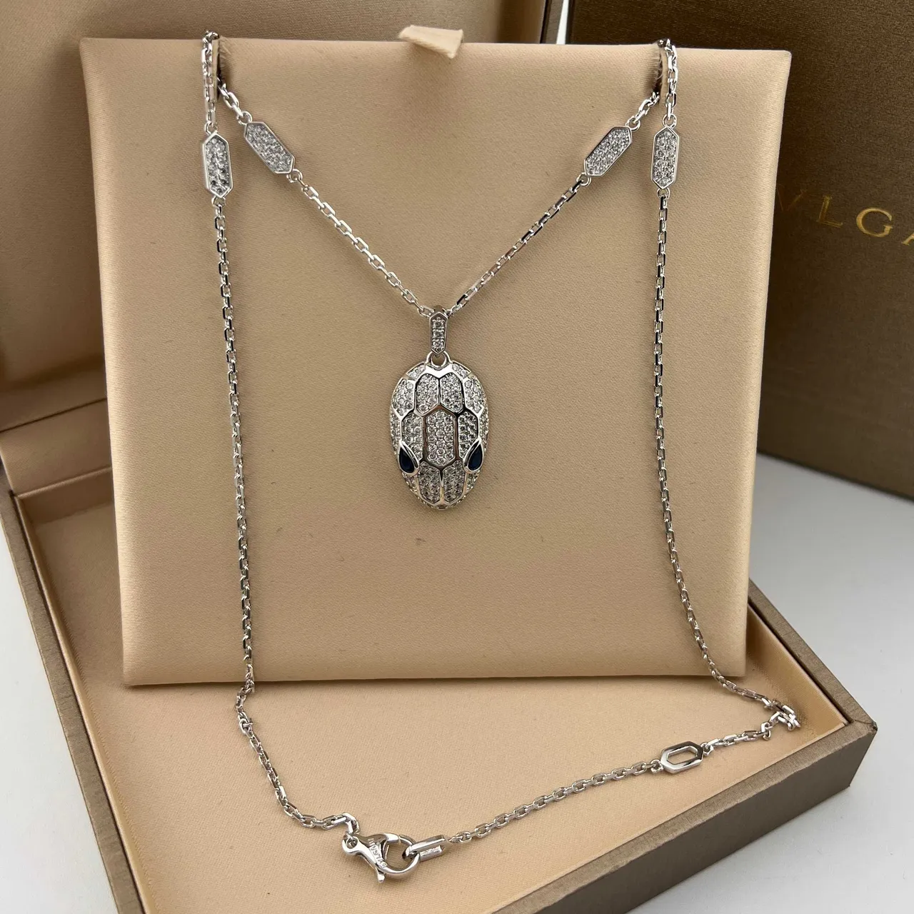 Bvlgari Serpenti Tête de Serpent Pendentif Pavé Cristal Colliers 6
