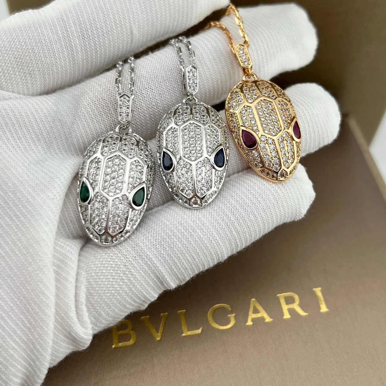 Bvlgari Serpenti Tête de Serpent Pendentif Pavé Cristal Colliers 7