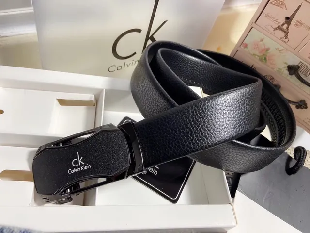 Calvin Klein অটোমেটিক বাকেল কালো পেবল্ড লেদার বেল্ট 5