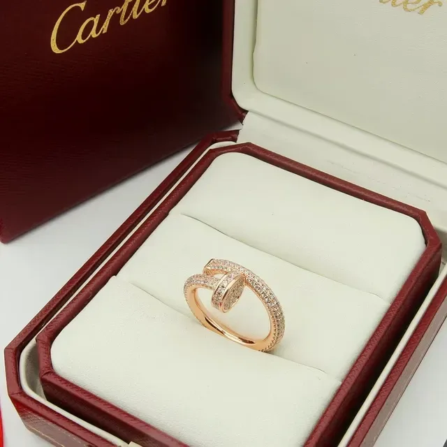 Cartier Bague Or Blanc Pavé-Set Interlocking Double Band 3