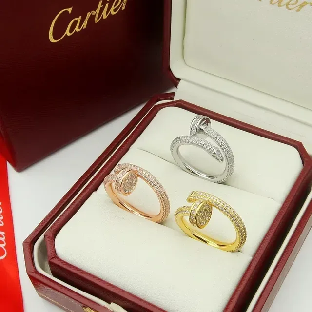 Cartier Bague Or Blanc Pavé-Set Interlocking Double Band 6