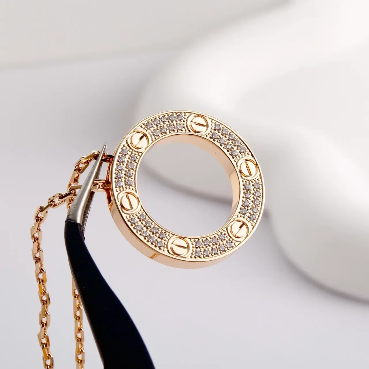 Cartier Juste un Clou Circular Pavé collier 6
