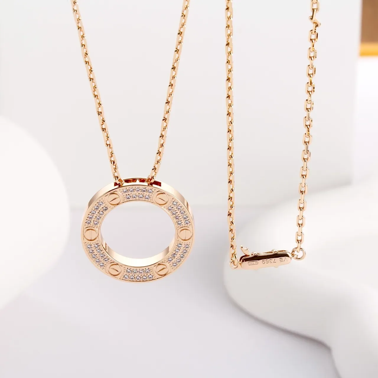 Cartier Juste un Clou Circular Pavé collier 8