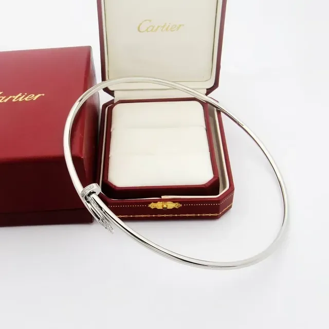 Bracelets Cartier Juste un Clou Pavé-Set Three-Tone Nail Motif 8