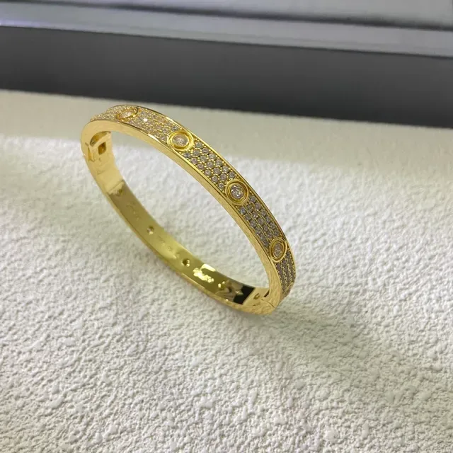 سوارات Cartier Love Pavé مزدوج الصف ذهبي 5