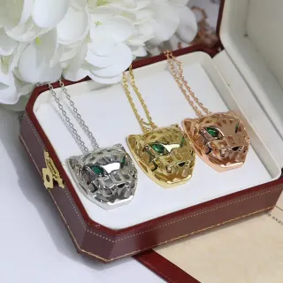 Cartier Panthère Gold Green Panther Head Pendant Openwork Metal Necklace