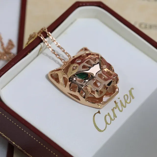 Cartier Panthère Gold Green Panther Head Pendant Openwork Metal Necklace 4