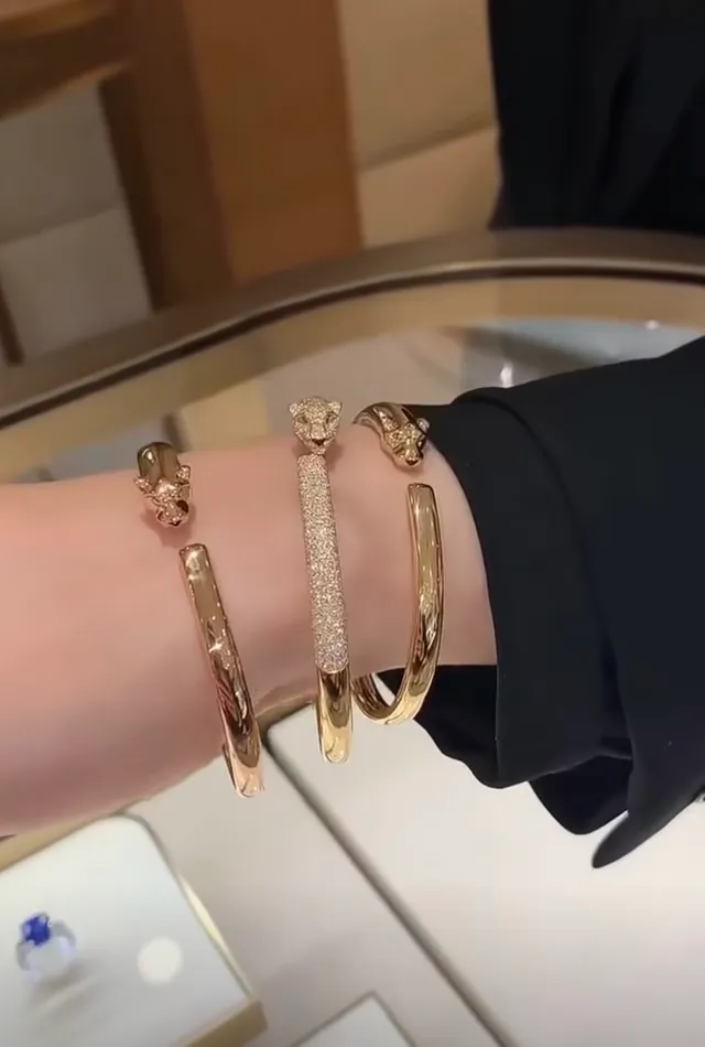 سوار كارتيير بانثير رأس بانثر باڤيه الماس 8