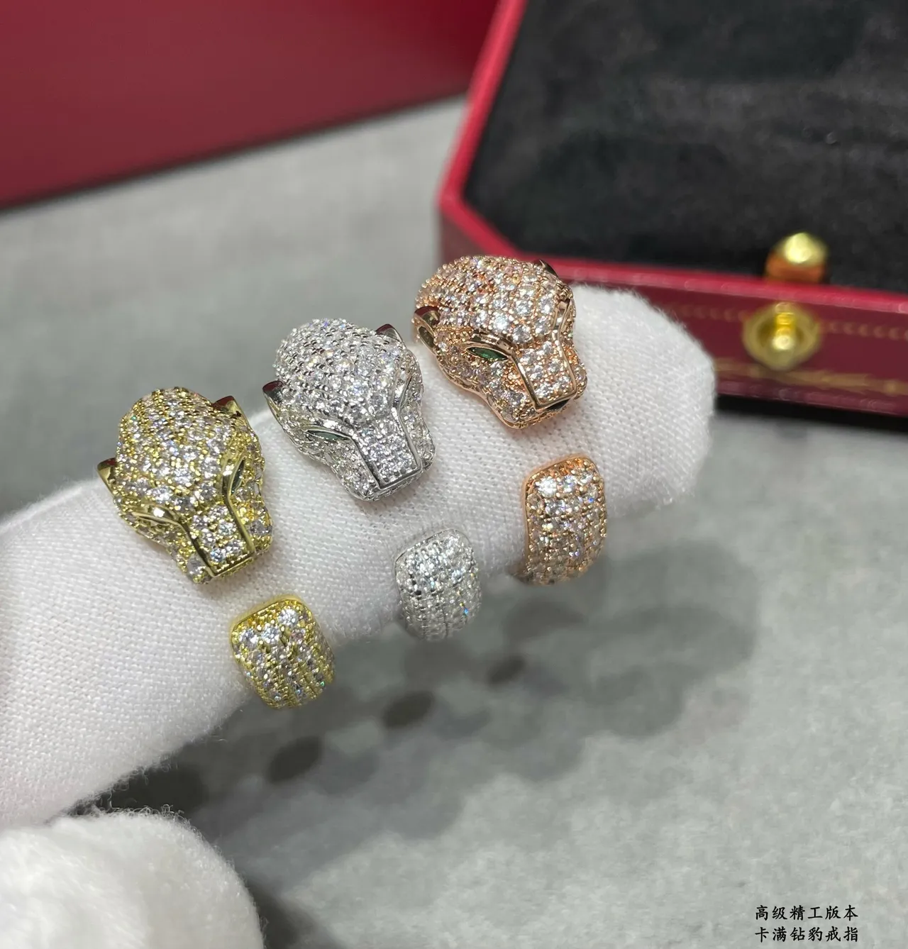 Cartier Panthère Pavé Cabeça de pantera Anel de banda aberta 3