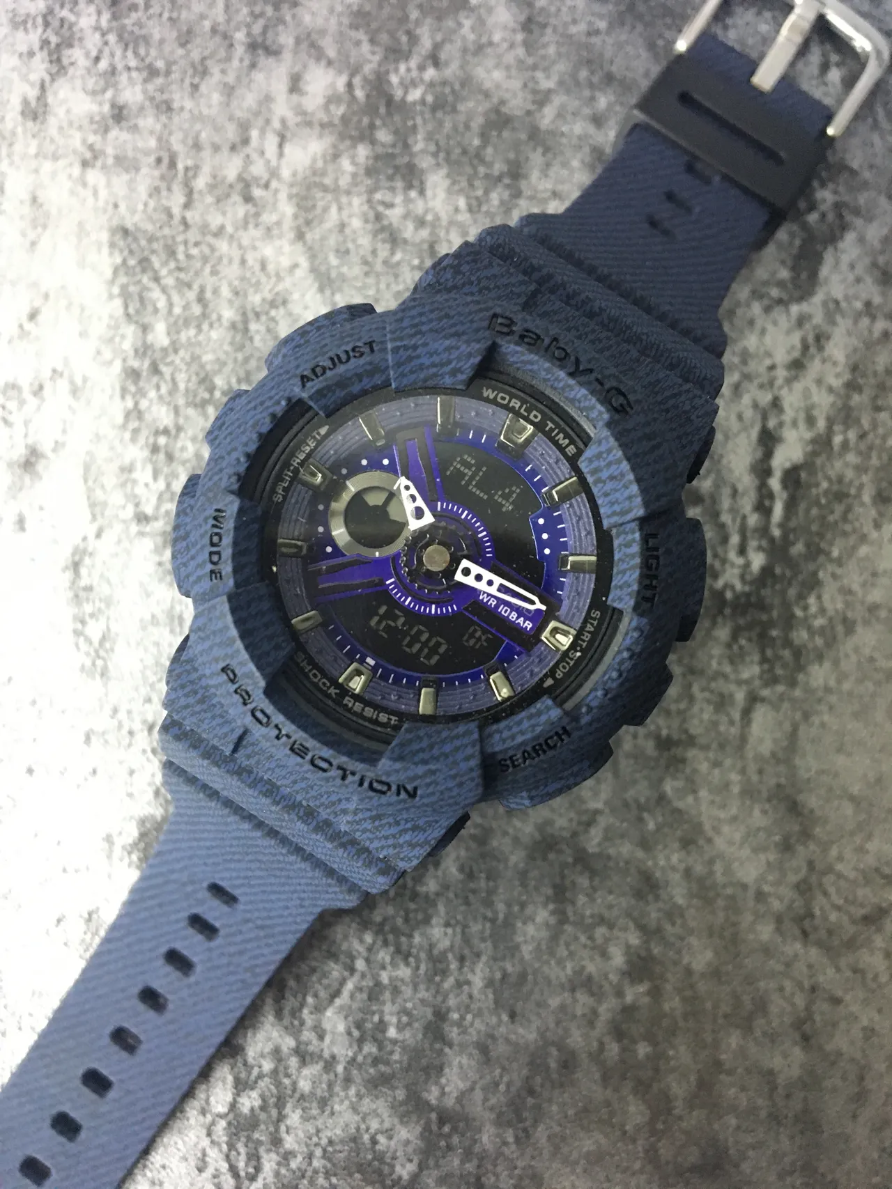 Casio Baby-G Montre Sport en Résine Texturée Bleue 5