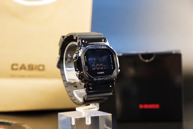 Casio G-Shock DW-5600 أسود ريزين ساعة رقمية رياضية 3