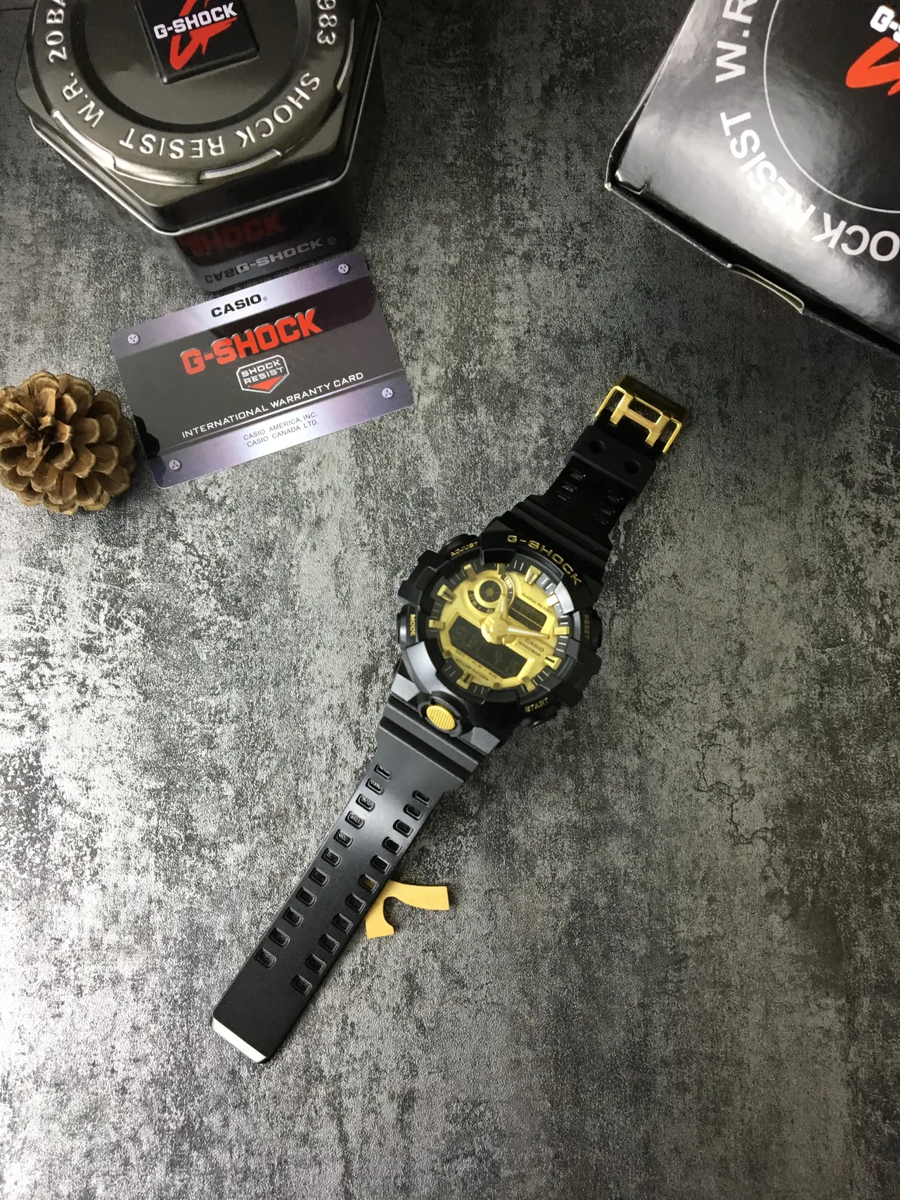 Casio G-Shock GA-100 أسود وذهبي ساعة رياضية 6