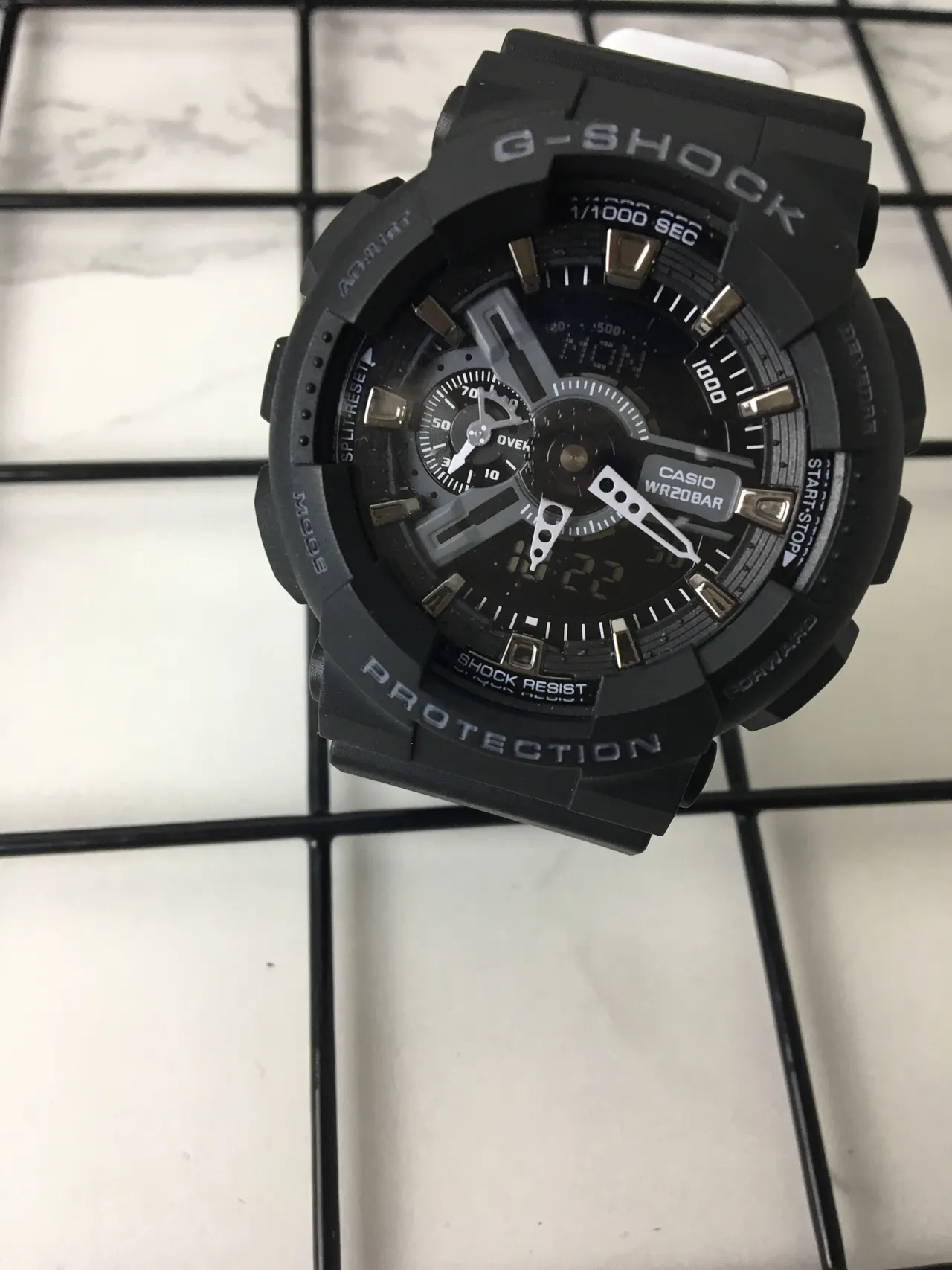 Casio G-Shock GA-100 Noir Mat Analogique-Digital Montre Sport 2