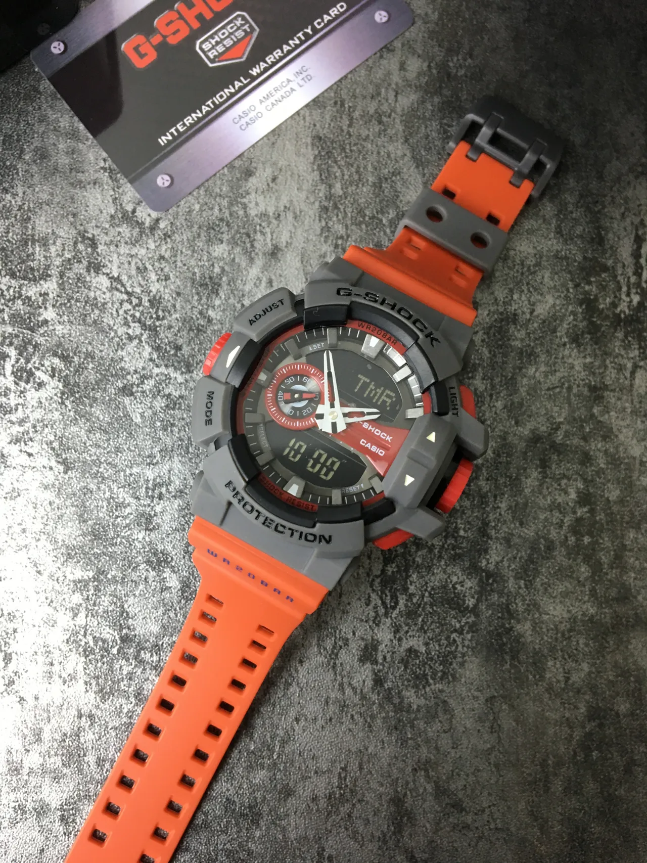 Casio G-Shock GA-100 Orange et Gris Montre de sport 6