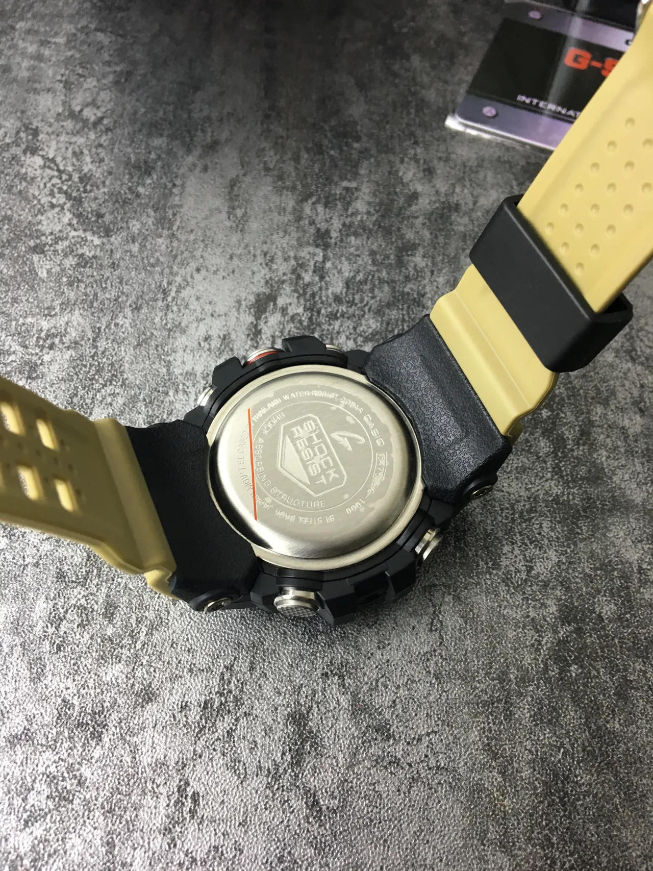 Casio G-Shock Mudmaster Black and Olive-Yellow Sports Watch 3