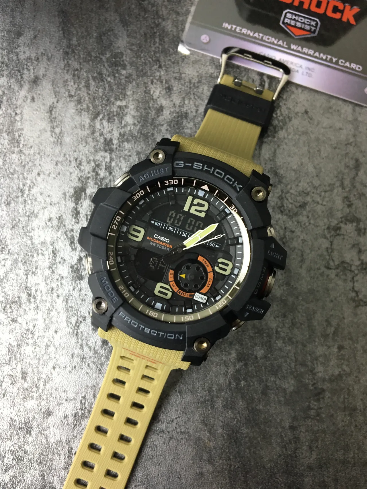 Casio G-Shock Mudmaster Black and Olive-Yellow Sports Watch 5