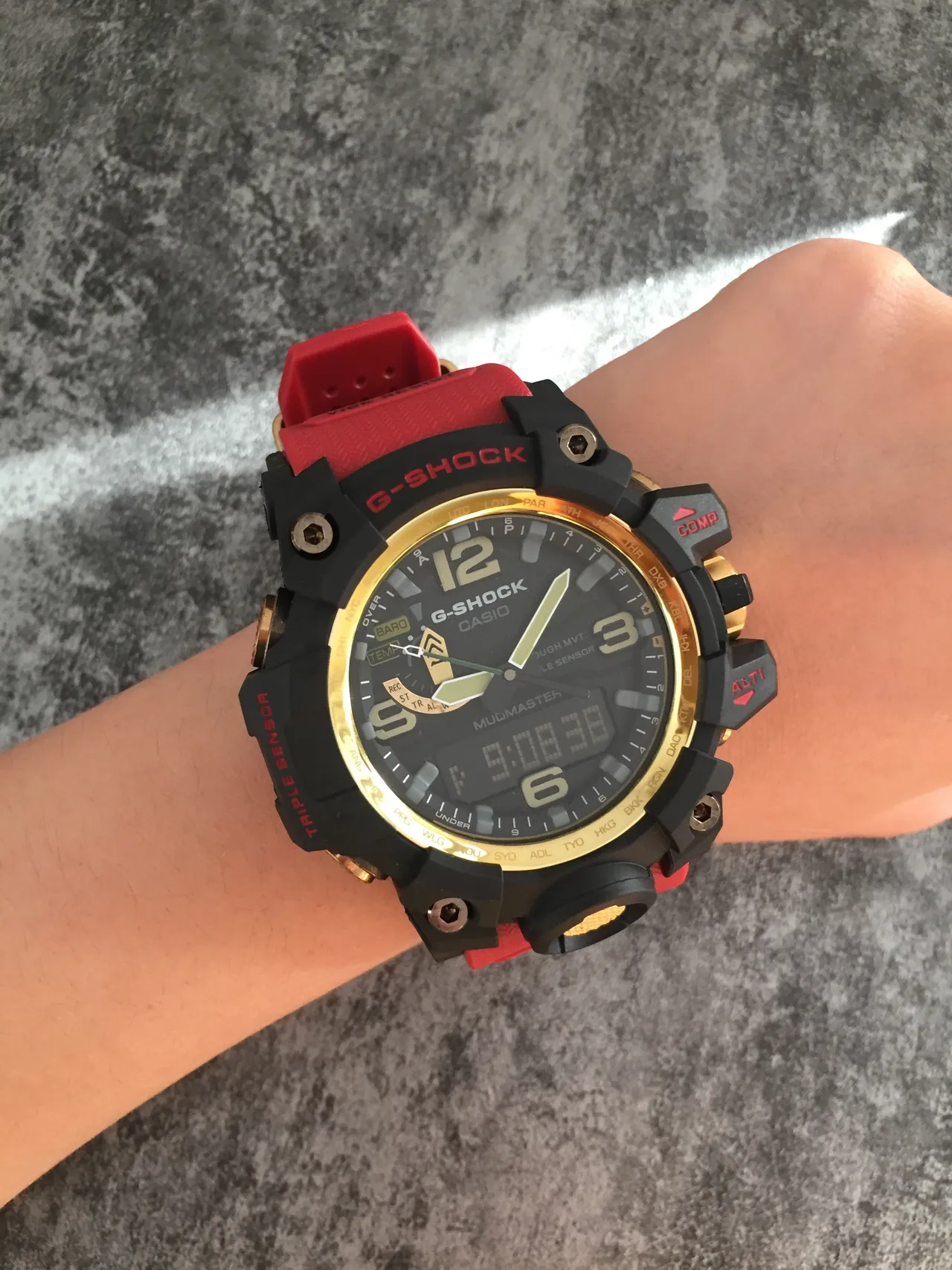 Casio G-Shock Mudmaster Red and Gold Sports Watch 6