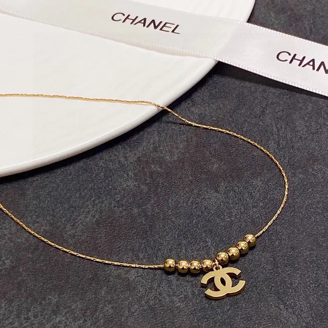 Chanel Beaded CC Pendant Gold Necklace 2