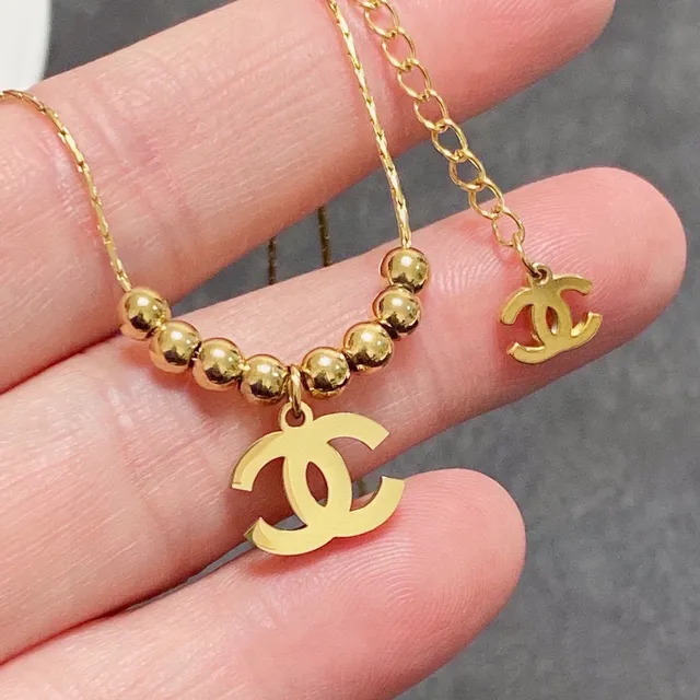 Chanel Beaded CC Pendant Gold Necklace 3