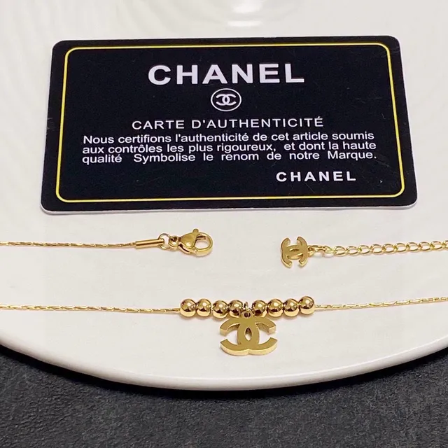 Chanel Beaded CC Pendant Gold Necklace 6
