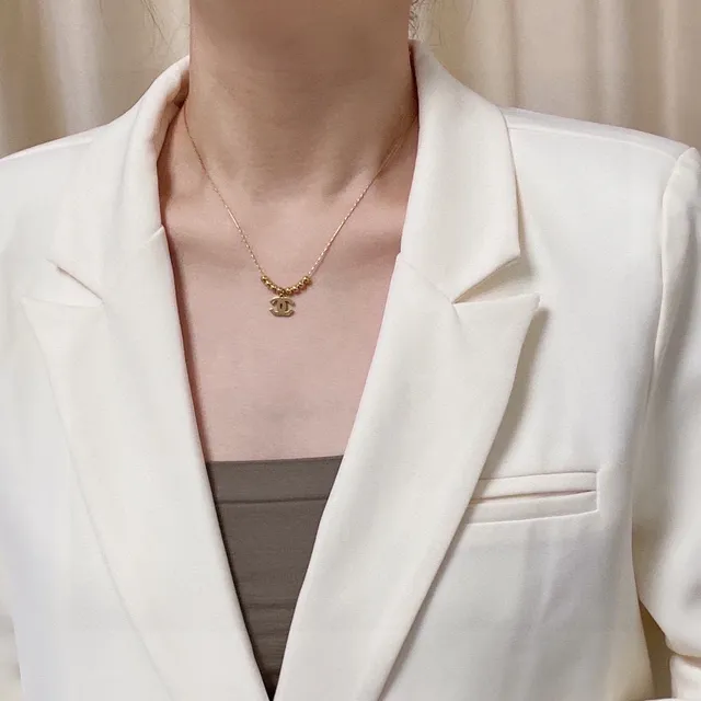 Chanel Beaded CC Pendant Gold Necklace 9