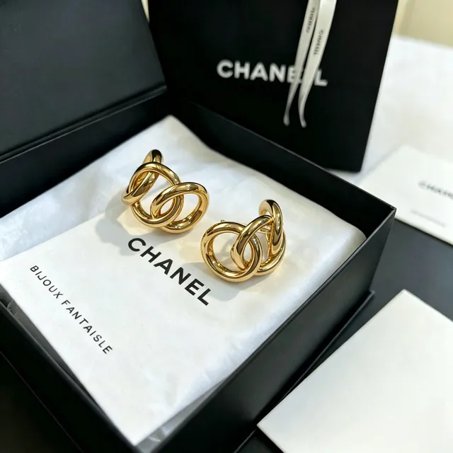 Chanel Bijoux Fantaisie Boucles d'Oreilles Interlocking Hoop 4