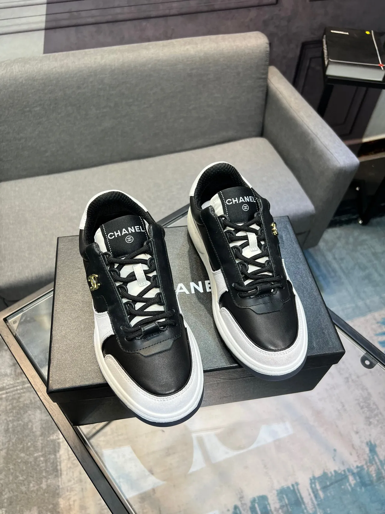 Chanel Black White Low-Top Mixed-Material Upper Lifestyle Sneakers 5