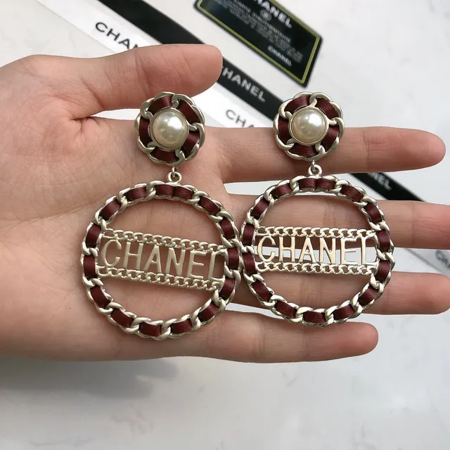 Chanel Brincos Bordeaux Prata Logo-Recortado Aros Ovais Borda Corrente Maçada 5