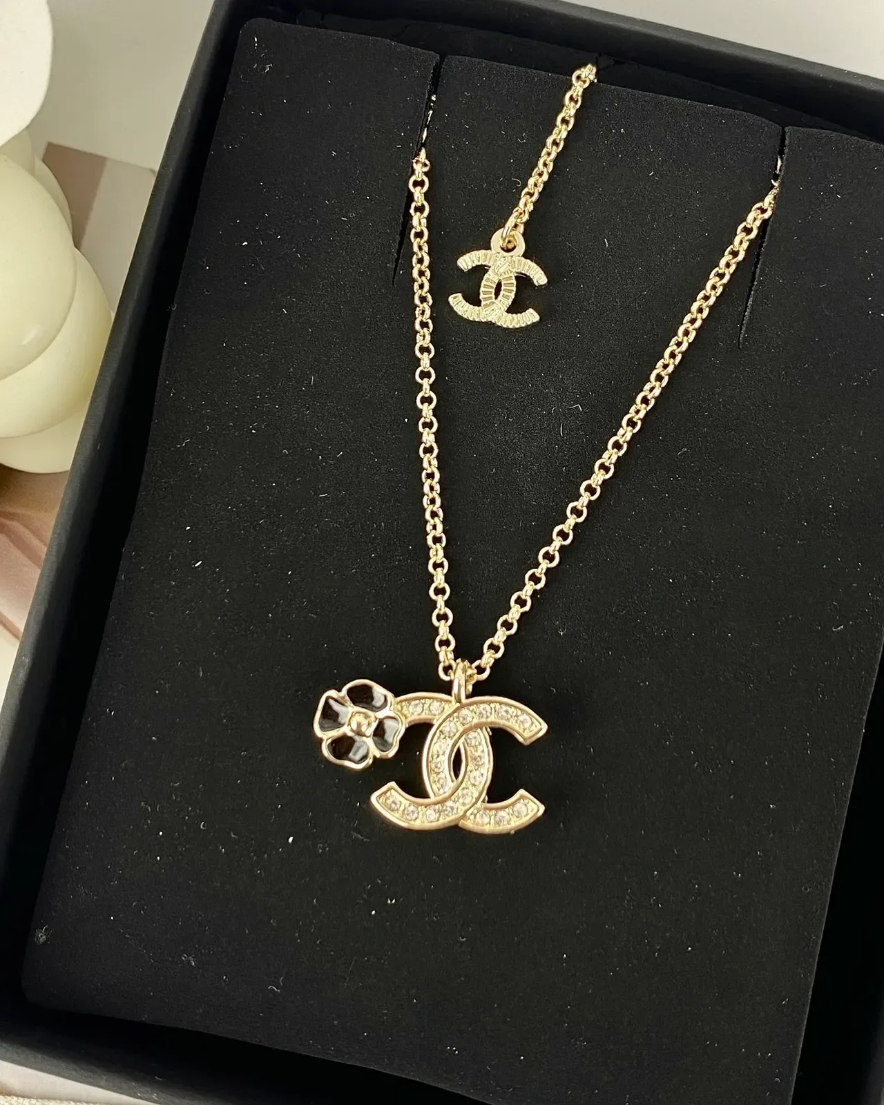Chanel CC Camellia Collier pendentif ton doré collier en couches 7
