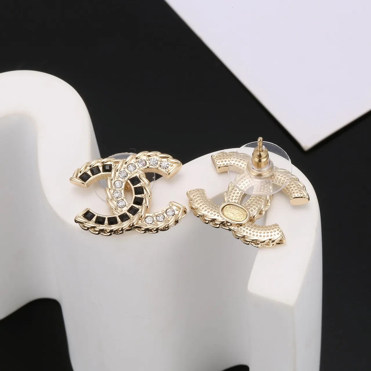 Chanel CC Gold Black Interlocking Logo Twisted Rope Border Earrings 6