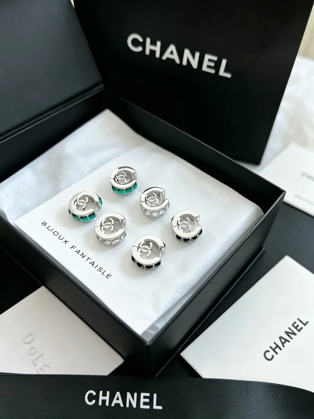 Chanel CC Logo Hoop Silver Black Earrings 3