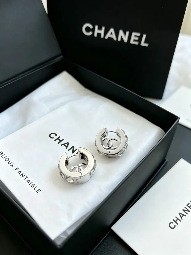 Chanel CC Logo Hoop Silver Black Earrings 10