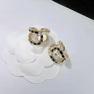 Chanel CC 黑白珐琅金色戒指