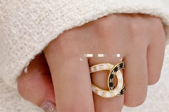 Chanel CC Ring Black and White Enamel Gold-Tone Rings 3