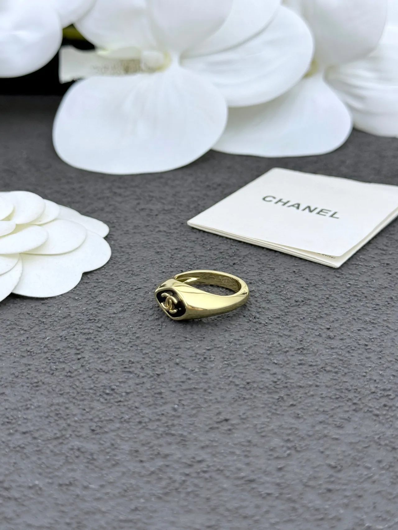 Chanel CC Ring Gold and Black Enamel Ring 5