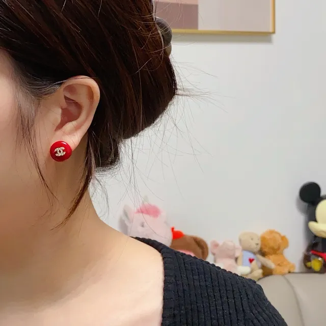 Chanel CC Stud Red Gold Round Enamel Earrings 8