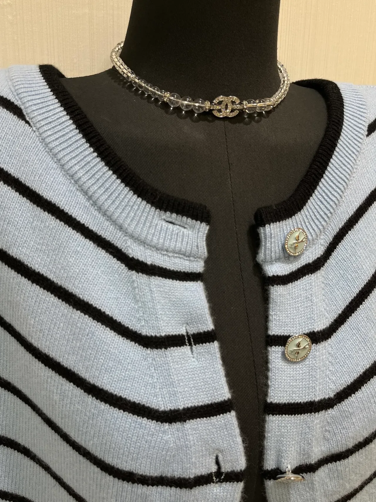 Chanel Crystal CC Necklace Transparent Silver Interlocking Pendant Necklace 3