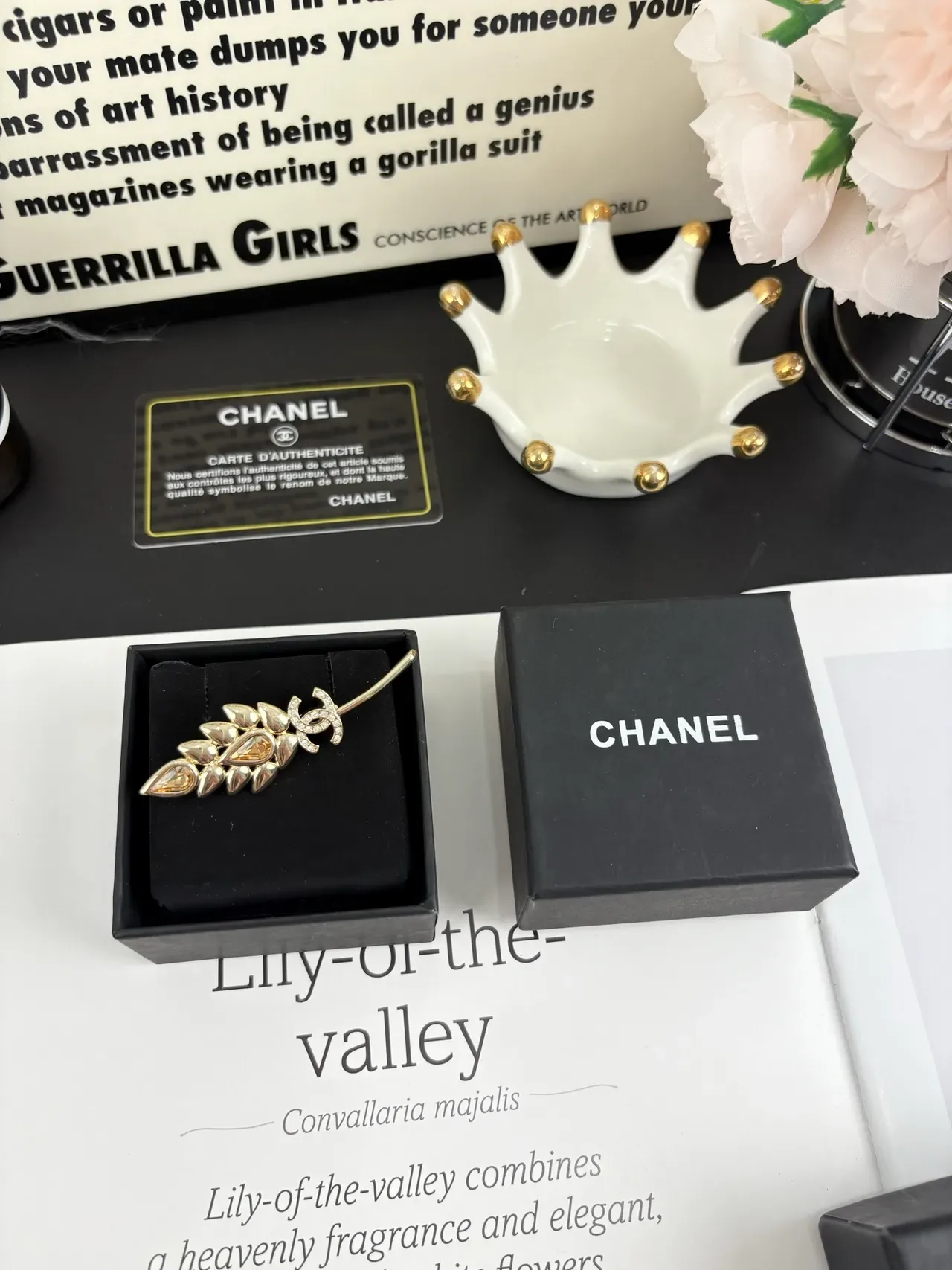 Chanel Gold Beige Leaf-Motif Crystal-Embellished Brooch 2