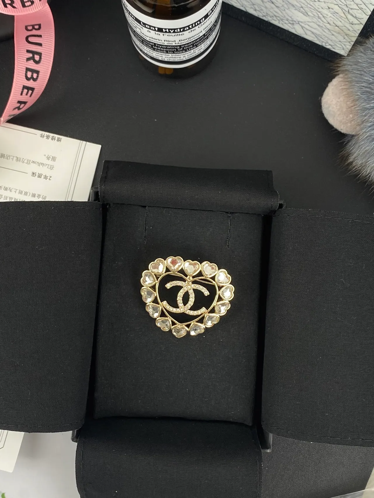 Chanel Broche Cristal Doré Transparente en Forme de Cœur 5