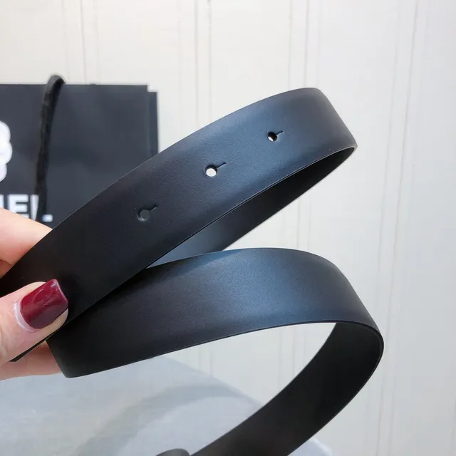 Chanel Interlocking CC Buckle Black Leather Belt 4