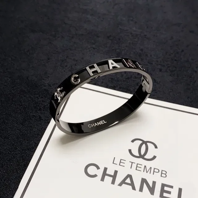 Chanel Logo Bangle Pulseira Preta High-Gloss Metal Bracelet 6