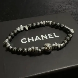 Chanel سوار من الخرز المعدني المختلط