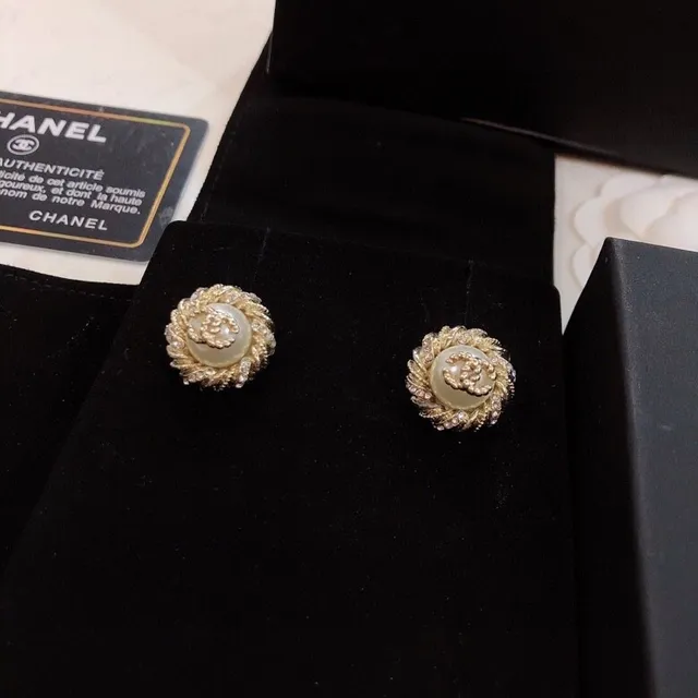 Chanel Pearl and CC Logo Stud Earrings 4