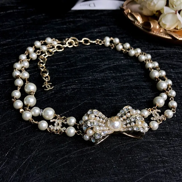 Chanel Pearl and Gold Chain Bow Necklace 7